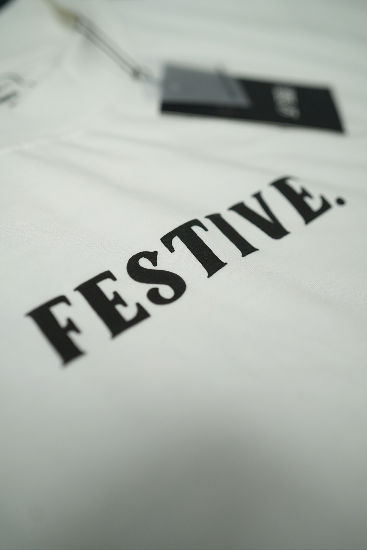 Line Drop Tee - Festive - Image 6