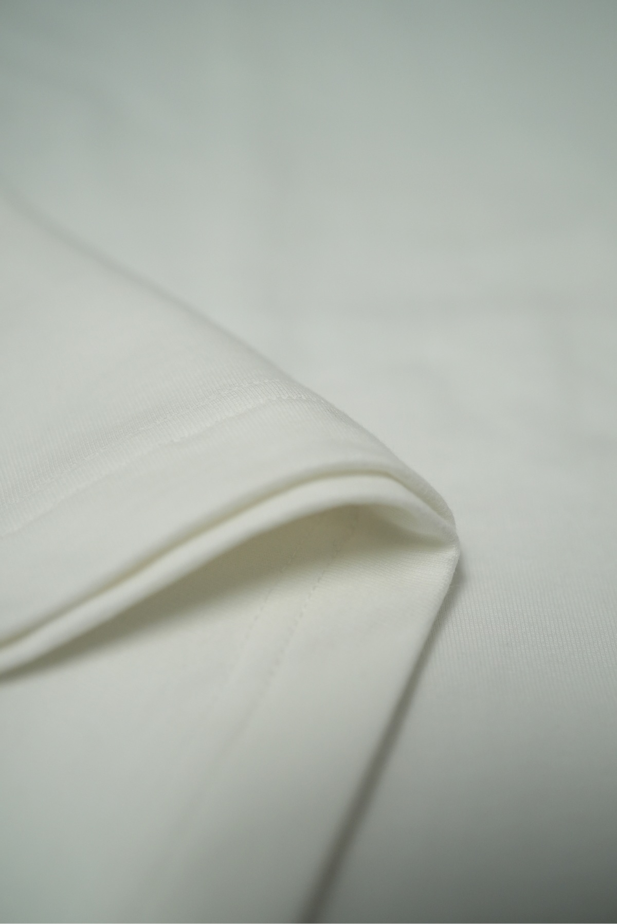 Line Drop Tee - Festive - Image 7